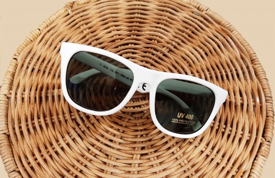 Na co zwrócić uwagę kupując okulary przeciwsłoneczne
